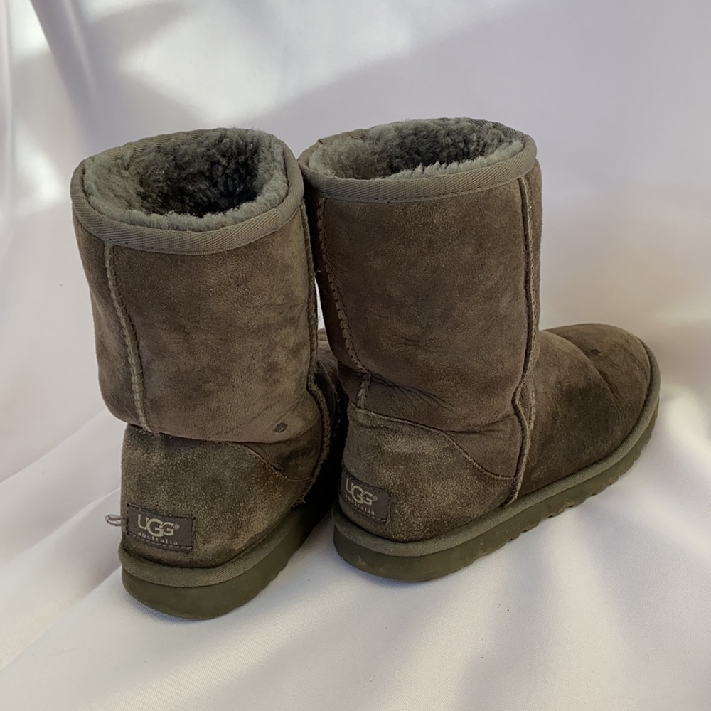 Grey Ugg Classics - image 1